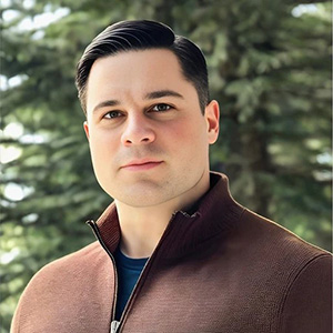 Wes Shields headshot